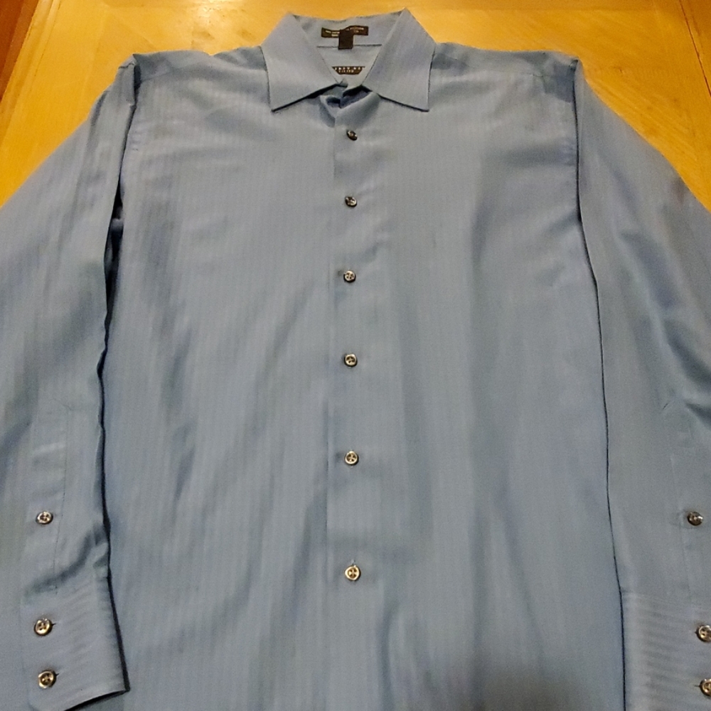 Men's dress shirt